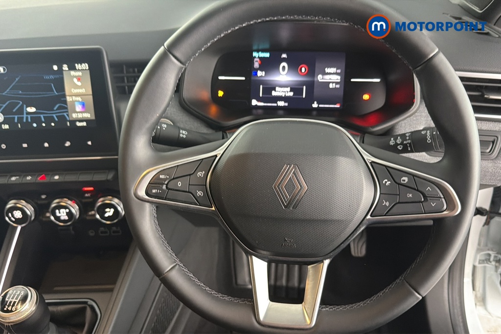 Renault Clio Techno Manual Petrol Hatchback - Stock Number (1672516) - 2nd supplementary image