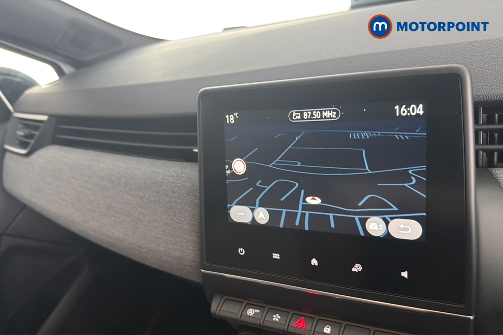 Renault Clio Techno Manual Petrol Hatchback - Stock Number (1672516) - 9th supplementary image