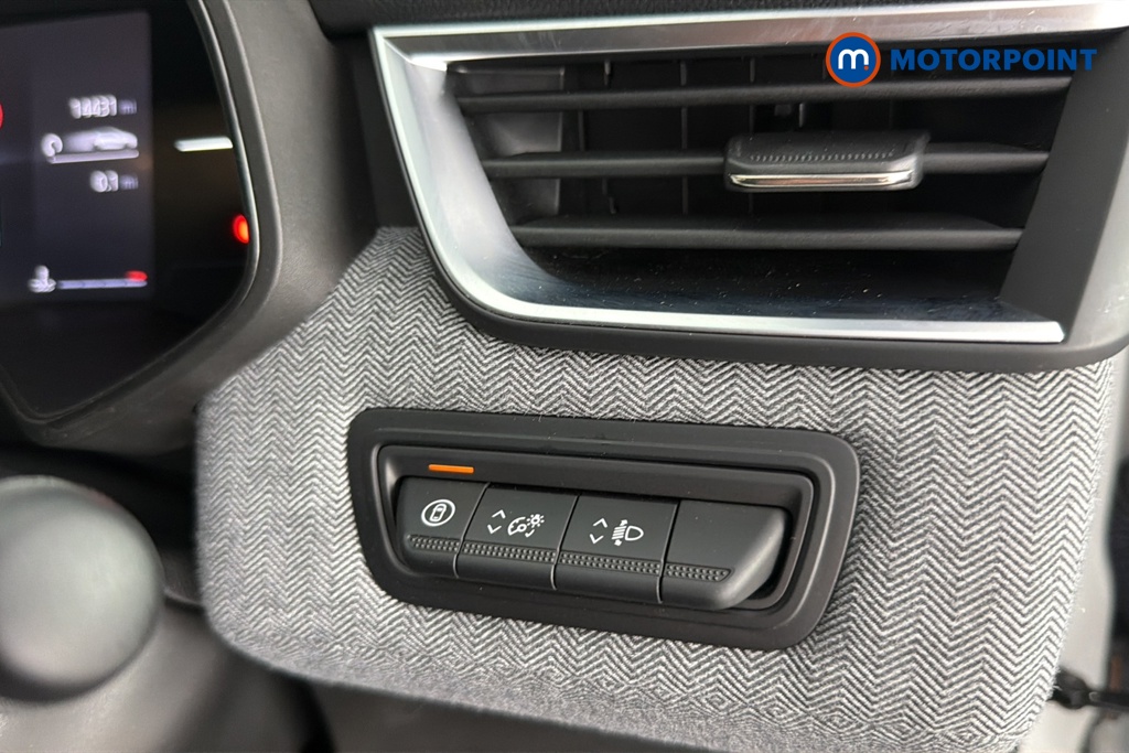 Renault Clio Techno Manual Petrol Hatchback - Stock Number (1672516) - 11th supplementary image