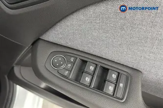 Renault Clio Techno Manual Petrol Hatchback - Stock Number (1672516) - 19th supplementary image