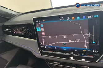 Volkswagen Passat R-Line Automatic Petrol Plug-In Hybrid Estate - Stock Number (1672658) - 9th supplementary image