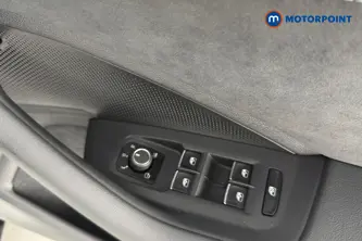 Volkswagen Passat R-Line Automatic Petrol Plug-In Hybrid Estate - Stock Number (1672658) - 19th supplementary image