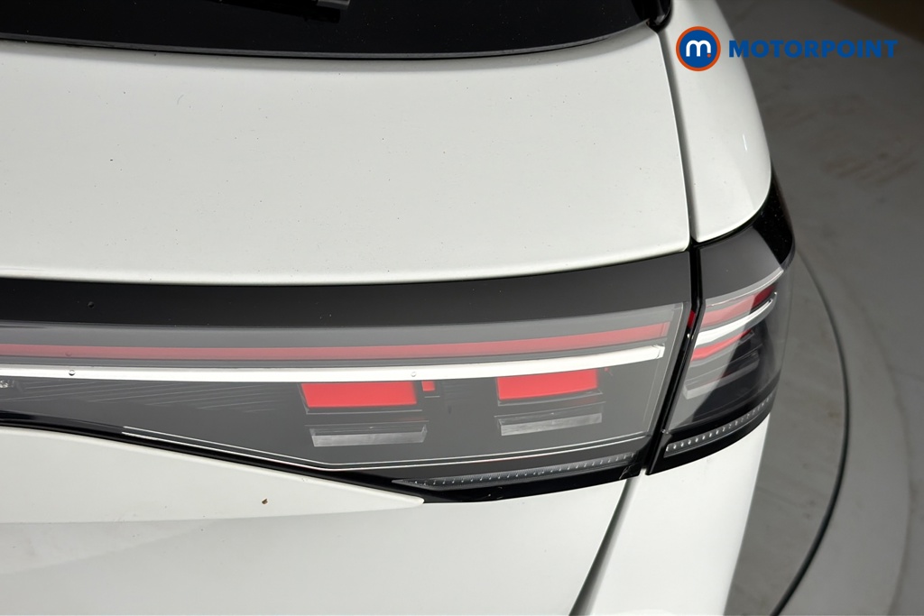 Volkswagen Passat R-Line Automatic Petrol Plug-In Hybrid Estate - Stock Number (1672658) - 36th supplementary image