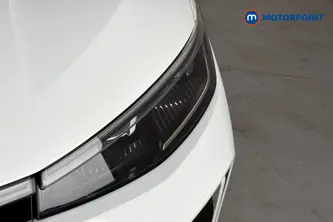 Volkswagen Passat R-Line Automatic Petrol Plug-In Hybrid Estate - Stock Number (1672658) - 42nd supplementary image