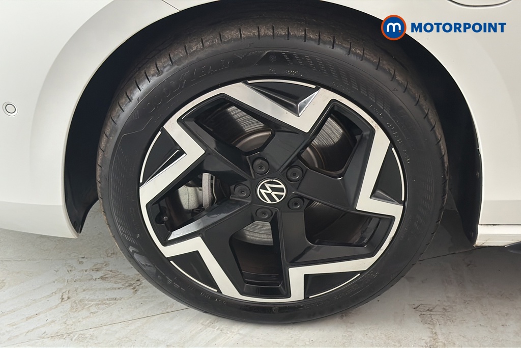 Volkswagen Passat R-Line Automatic Petrol Plug-In Hybrid Estate - Stock Number (1672658) - 44th supplementary image