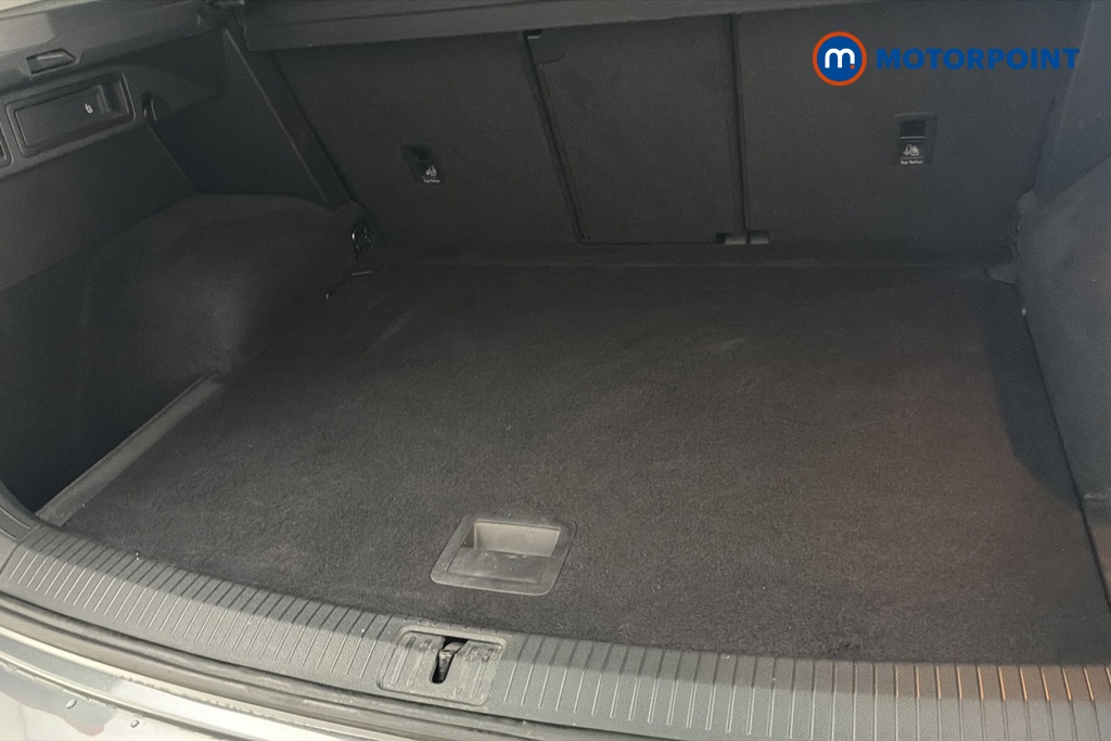 Volkswagen Tiguan Allspace SEL Automatic Diesel SUV - Stock Number (1664005) - 30th supplementary image