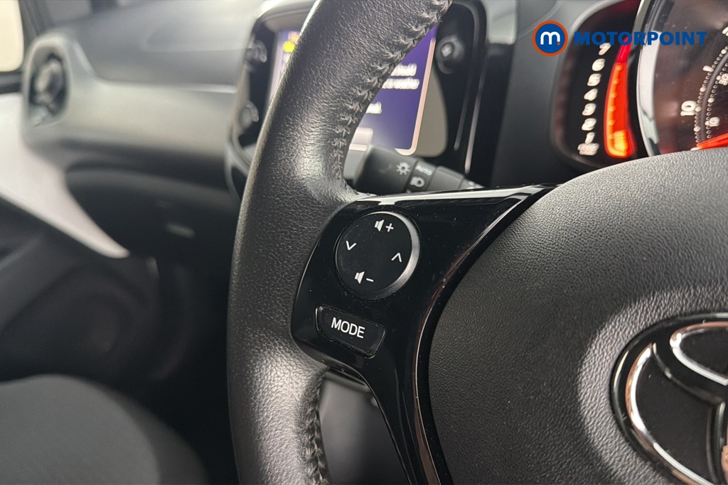 Toyota Aygo X-Trend Manual Petrol Hatchback - Stock Number (1664038) - 4th supplementary image