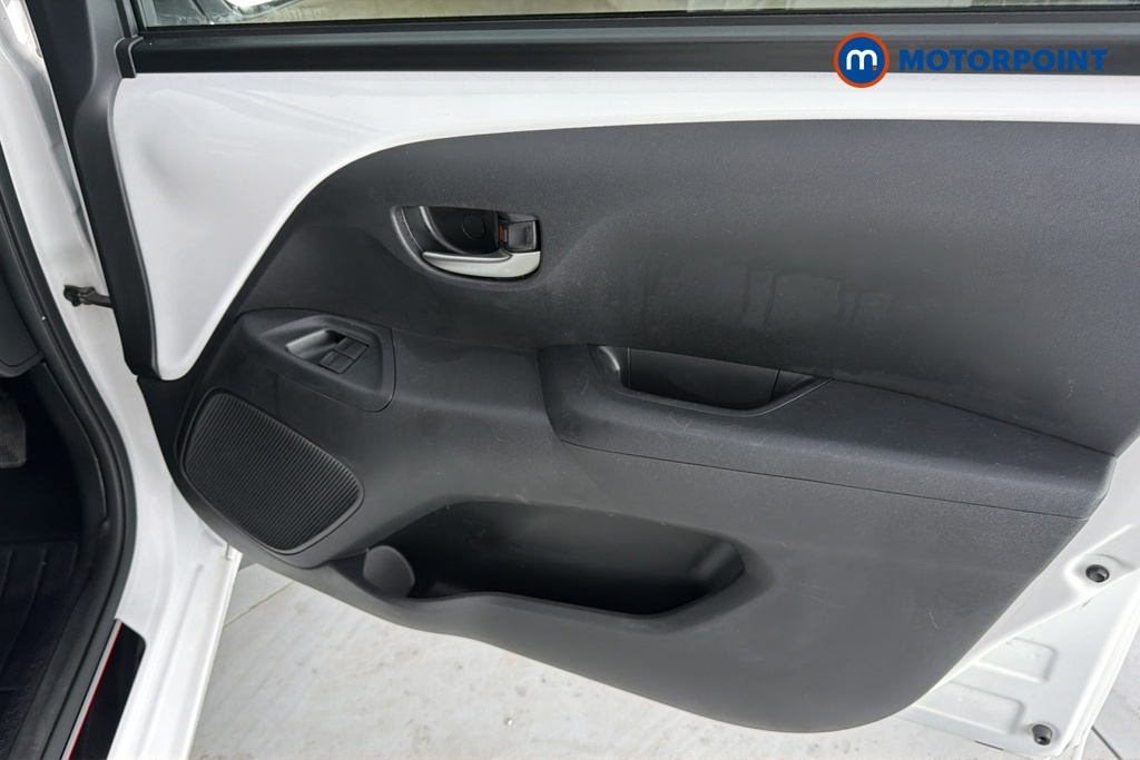 Toyota Aygo X-Trend Manual Petrol Hatchback - Stock Number (1664038) - 18th supplementary image