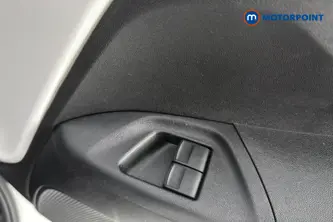 Toyota Aygo X-Trend Manual Petrol Hatchback - Stock Number (1664038) - 19th supplementary image