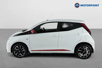 Toyota Aygo X-Trend Manual Petrol Hatchback - Stock Number (1664038) - Drivers side