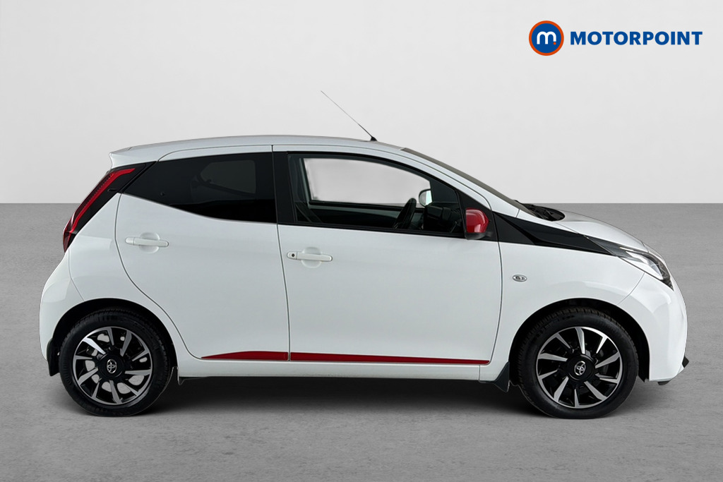 Toyota Aygo X-Trend Manual Petrol Hatchback - Stock Number (1664038) - Passenger side