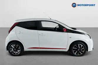 Toyota Aygo X-Trend Manual Petrol Hatchback - Stock Number (1664038) - Passenger side