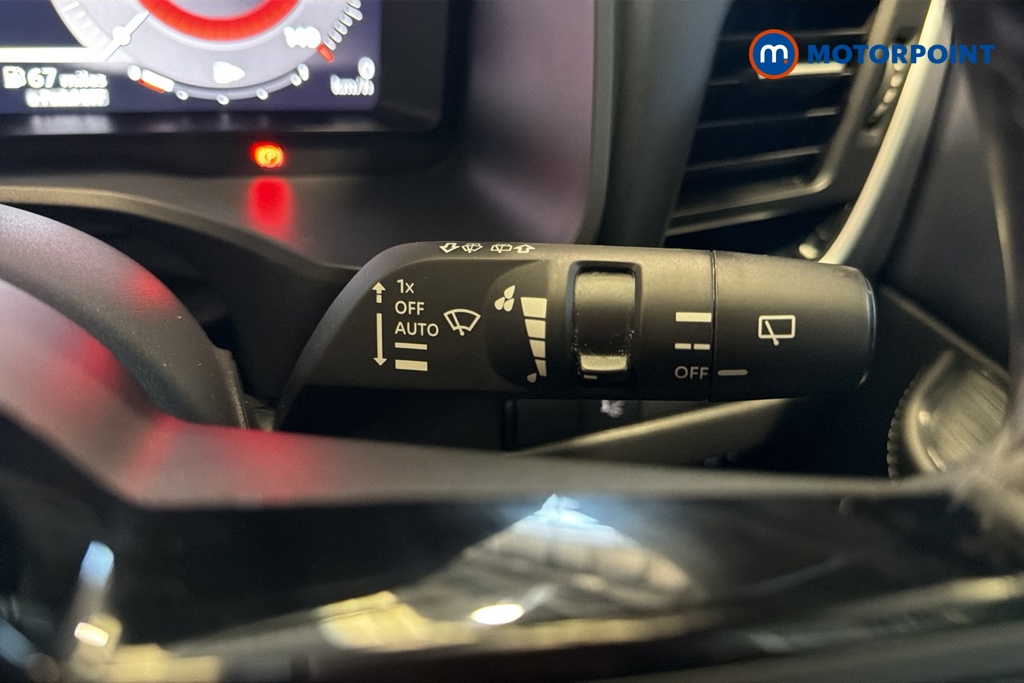 Nissan Qashqai Tekna Automatic Petrol-Electric Hybrid SUV - Stock Number (1668629) - 6th supplementary image