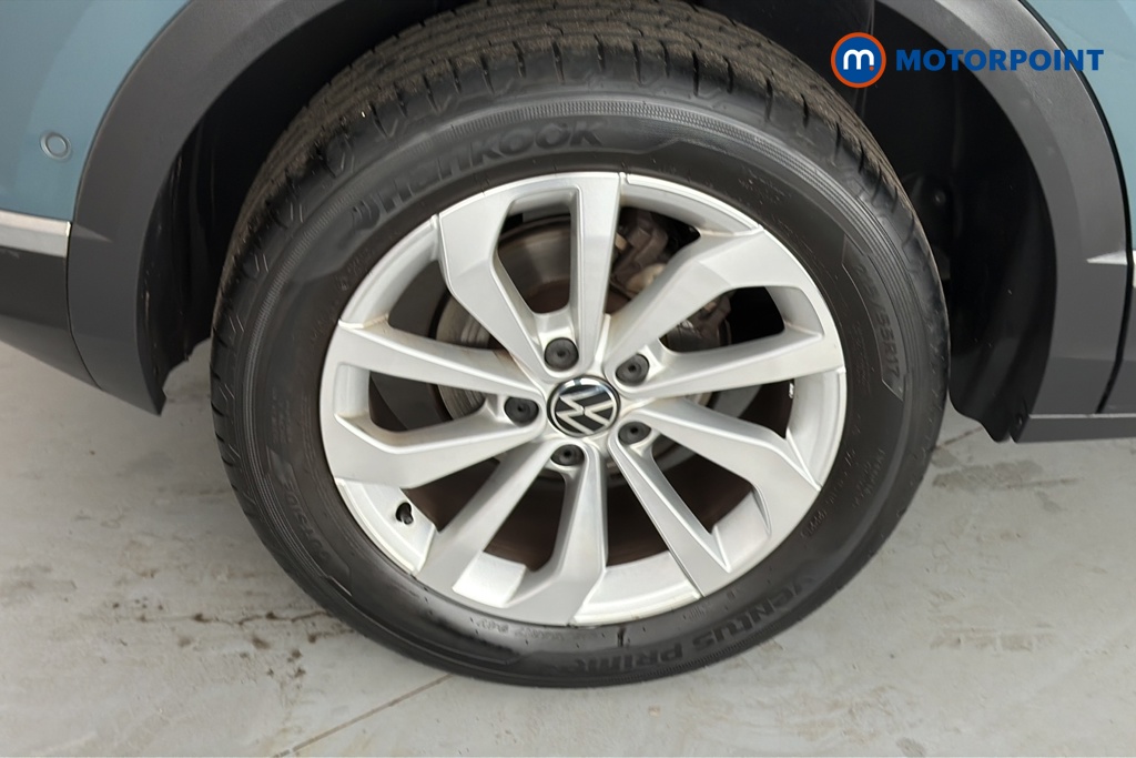 Volkswagen T-Roc Style Manual Petrol SUV - Stock Number (1670131) - 46th supplementary image