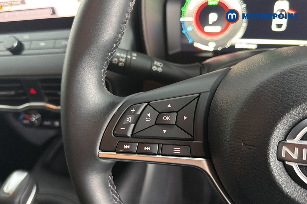 Nissan Juke N-Connecta Automatic Petrol-Electric Hybrid SUV - Stock Number (1670344) - 4th supplementary image