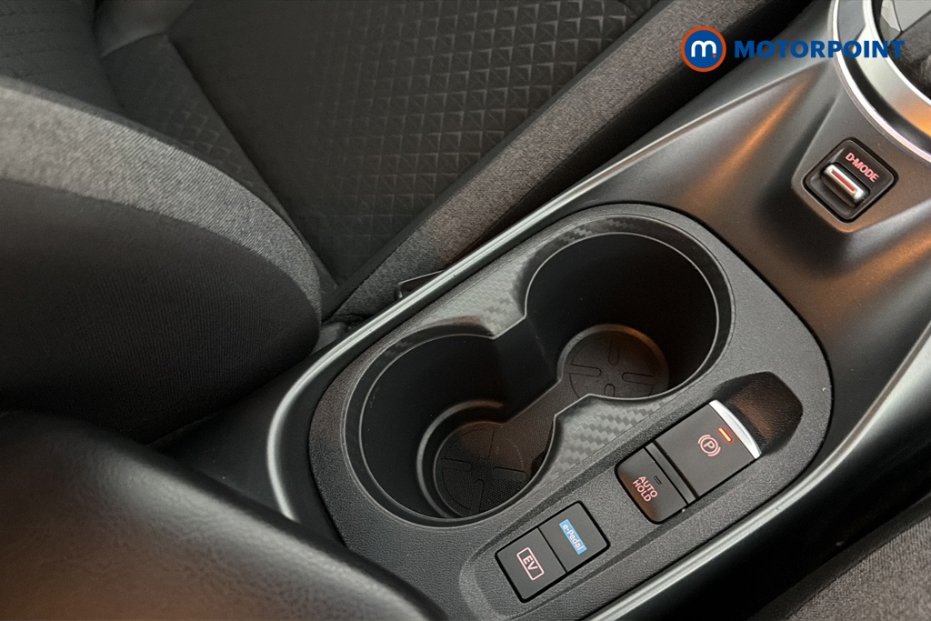 Nissan Juke N-Connecta Automatic Petrol-Electric Hybrid SUV - Stock Number (1670344) - 16th supplementary image