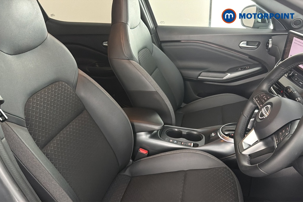 Nissan Juke N-Connecta Automatic Petrol-Electric Hybrid SUV - Stock Number (1670344) - 22nd supplementary image