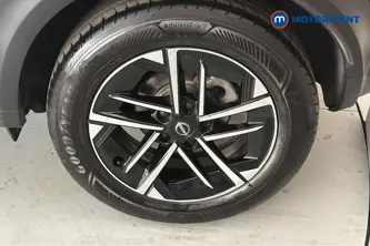 Nissan Juke N-Connecta Automatic Petrol-Electric Hybrid SUV - Stock Number (1670344) - 45th supplementary image