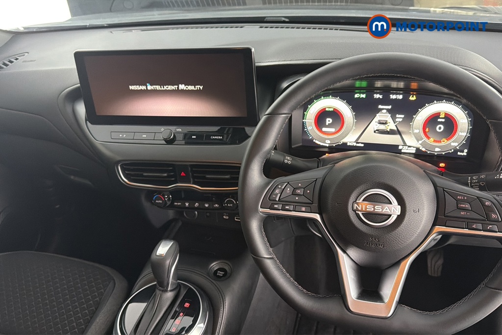 Nissan Juke N-Connecta Automatic Petrol-Electric Hybrid SUV - Stock Number (1670344) - 1st supplementary image