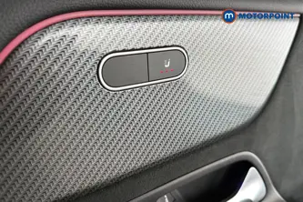 Mercedes-Benz GLB Amg Line Automatic Petrol SUV - Stock Number (1670878) - 14th supplementary image
