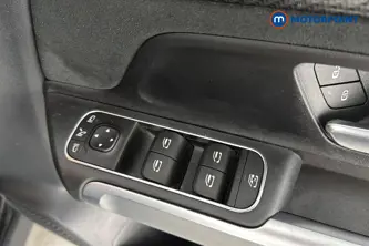 Mercedes-Benz GLB Amg Line Automatic Petrol SUV - Stock Number (1670878) - 19th supplementary image