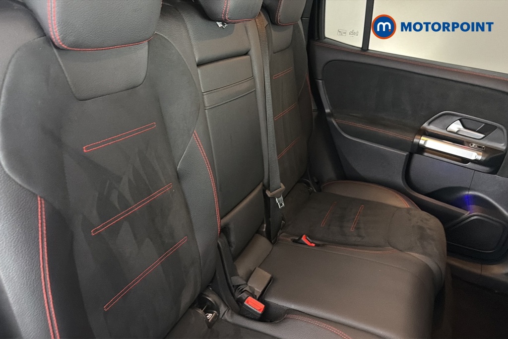 Mercedes-Benz GLB Amg Line Automatic Petrol SUV - Stock Number (1670878) - 25th supplementary image
