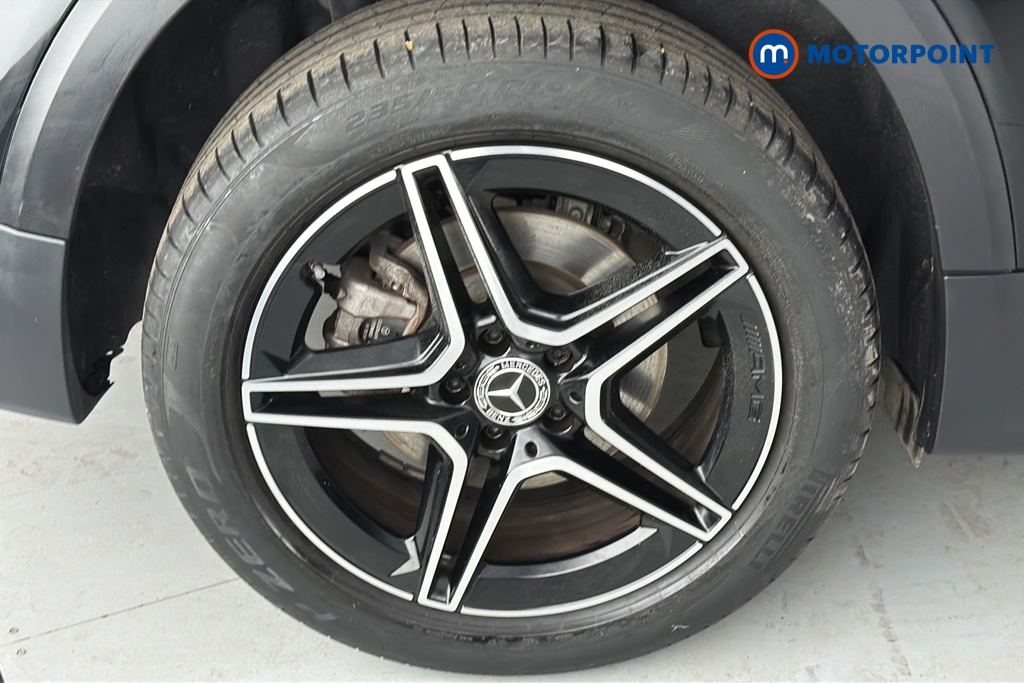 Mercedes-Benz GLB Amg Line Automatic Petrol SUV - Stock Number (1670878) - 46th supplementary image