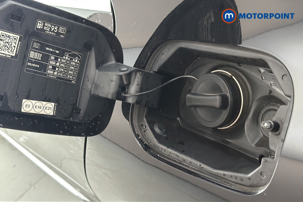 Mercedes-Benz CLA Amg Line Automatic Petrol Coupe - Stock Number (1671030) - 41st supplementary image