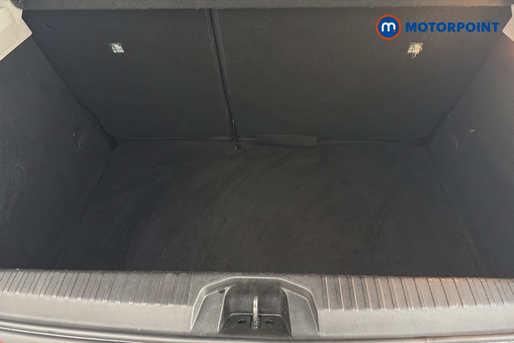 Renault Clio Iconic Manual Petrol Hatchback - Stock Number (1671215) - 30th supplementary image