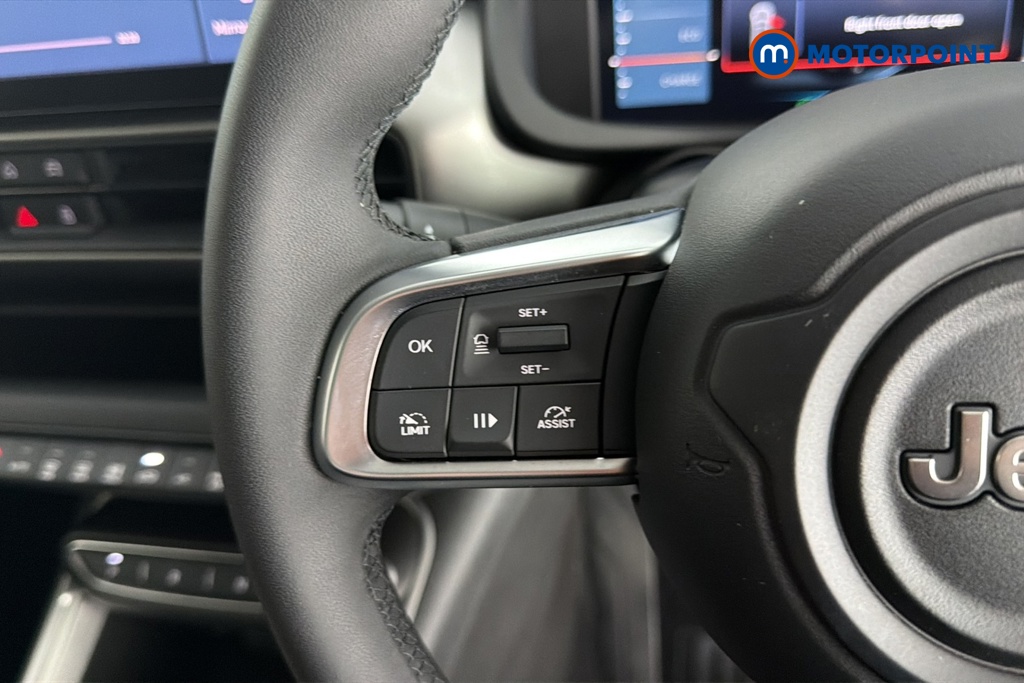Jeep Avenger Altitude Automatic Electric SUV - Stock Number (1671720) - 4th supplementary image