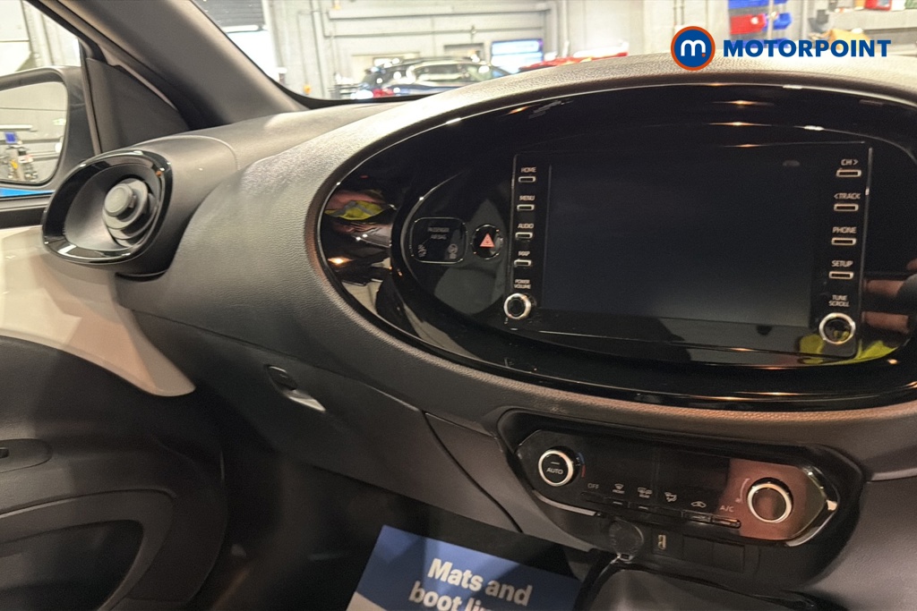 Toyota Aygo X Edge Manual Petrol Hatchback - Stock Number (1673265) - 1st supplementary image
