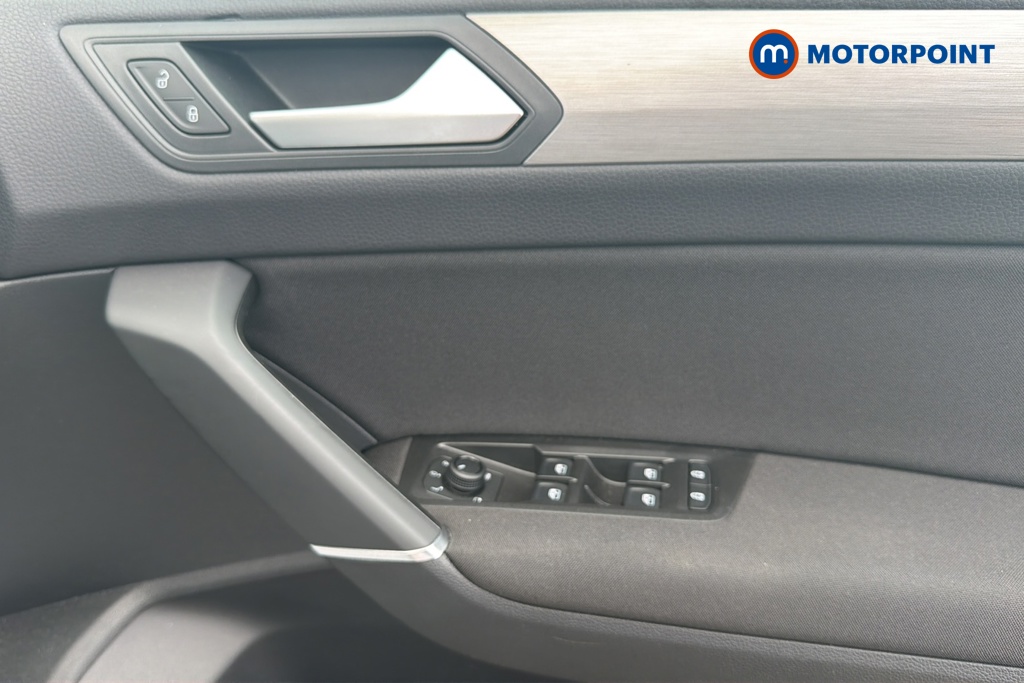Volkswagen Touran Match Automatic Petrol People Carrier - Stock Number (1668486) - 19th supplementary image