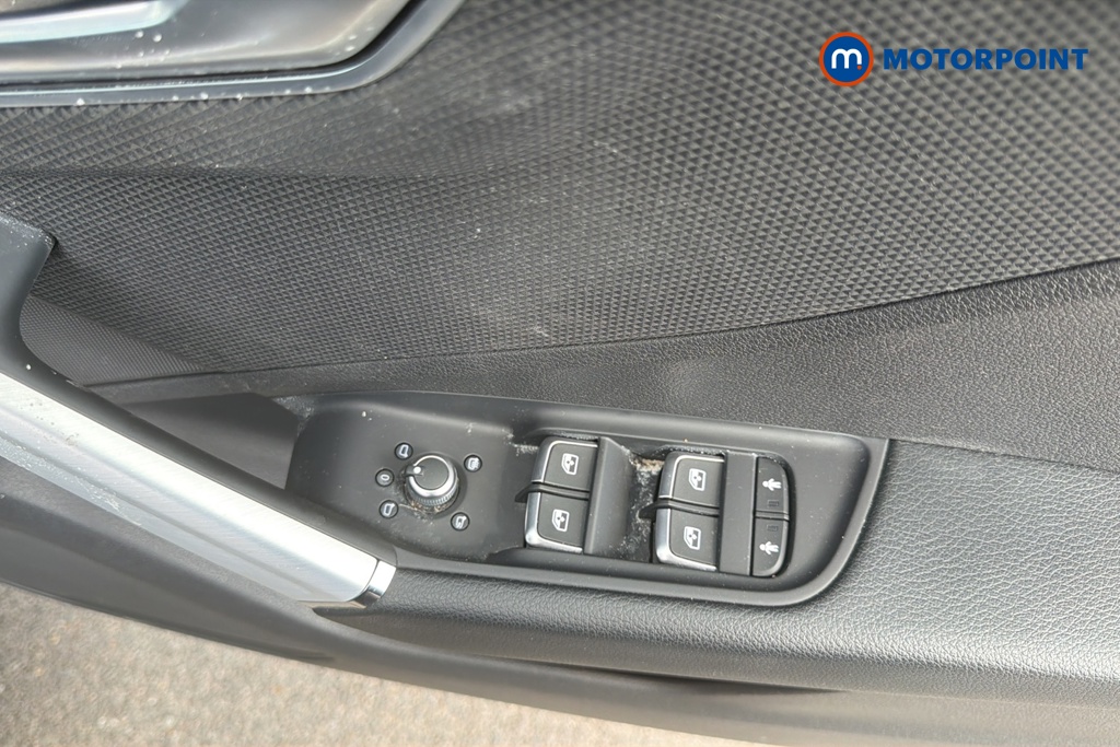 Audi Q2 S Line Manual Petrol SUV - Stock Number (1652066) - 19th supplementary image