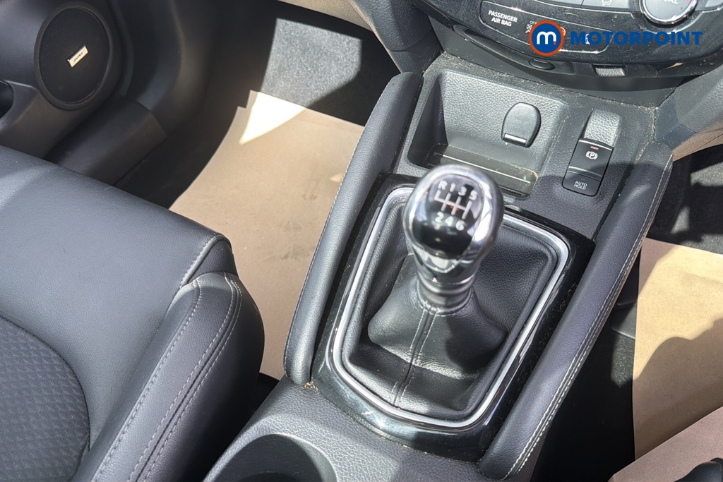 Nissan Qashqai Tekna Manual Petrol SUV - Stock Number (1653600) - 15th supplementary image