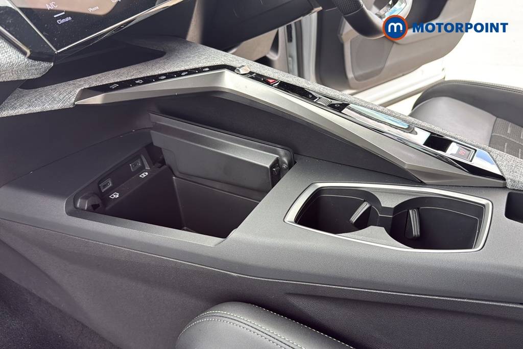 Peugeot 3008 GT Automatic Petrol SUV - Stock Number (1655248) - 995th supplementary image