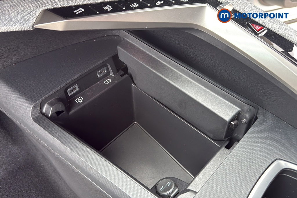 Peugeot 3008 GT Automatic Petrol SUV - Stock Number (1655248) - 996th supplementary image