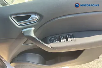 Renault Captur S Edition Manual Petrol SUV - Stock Number (1657442) - 19th supplementary image