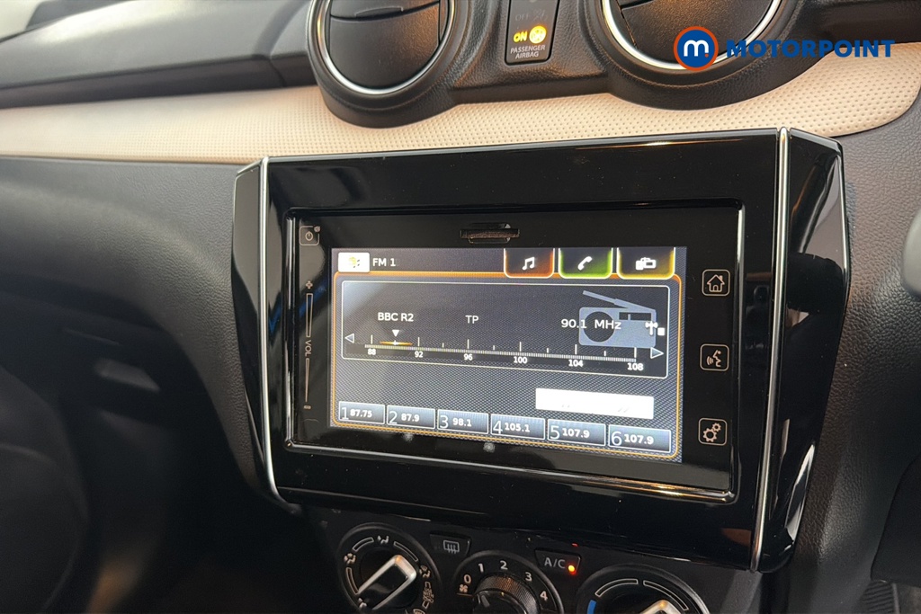 Suzuki Swift Sz-L Manual Petrol Hatchback - Stock Number (1657667) - 8th supplementary image