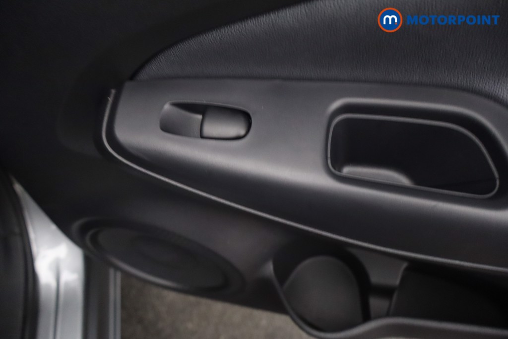 Nissan Juke Tekna Manual Petrol SUV - Stock Number (1658496) - 26th supplementary image