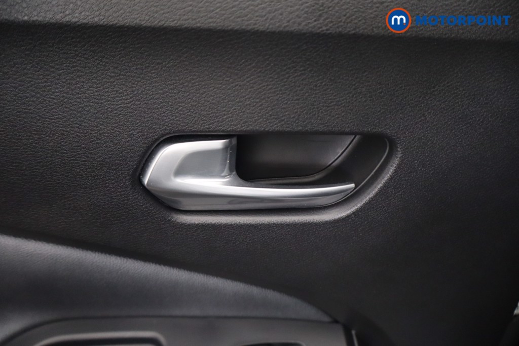 Nissan Juke Tekna Manual Petrol SUV - Stock Number (1658496) - 36th supplementary image