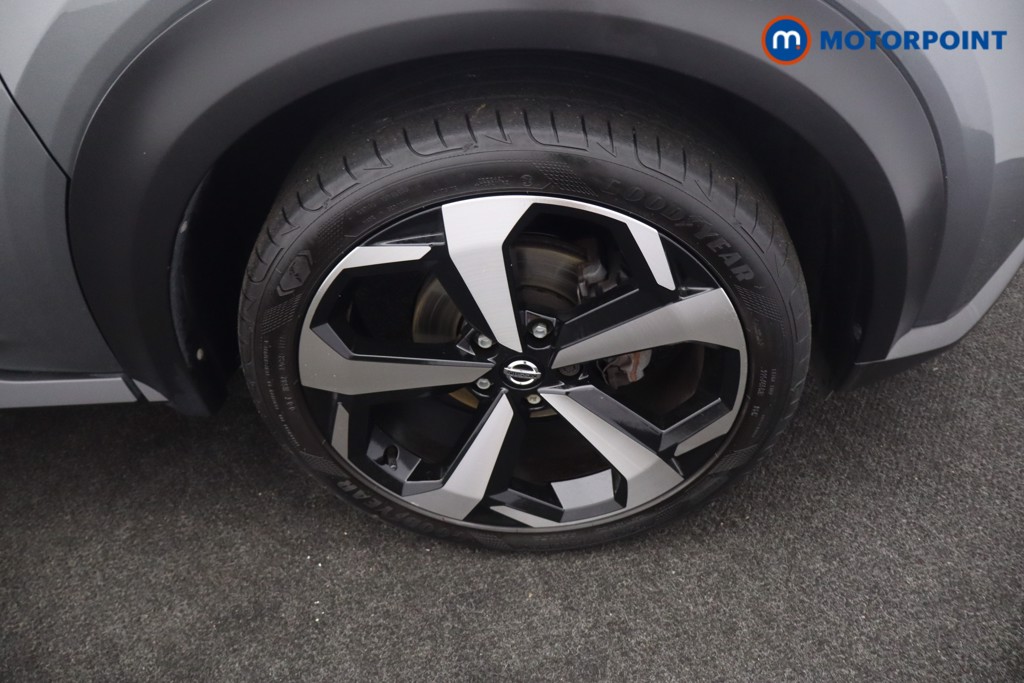 Nissan Juke Tekna Manual Petrol SUV - Stock Number (1658496) - 47th supplementary image