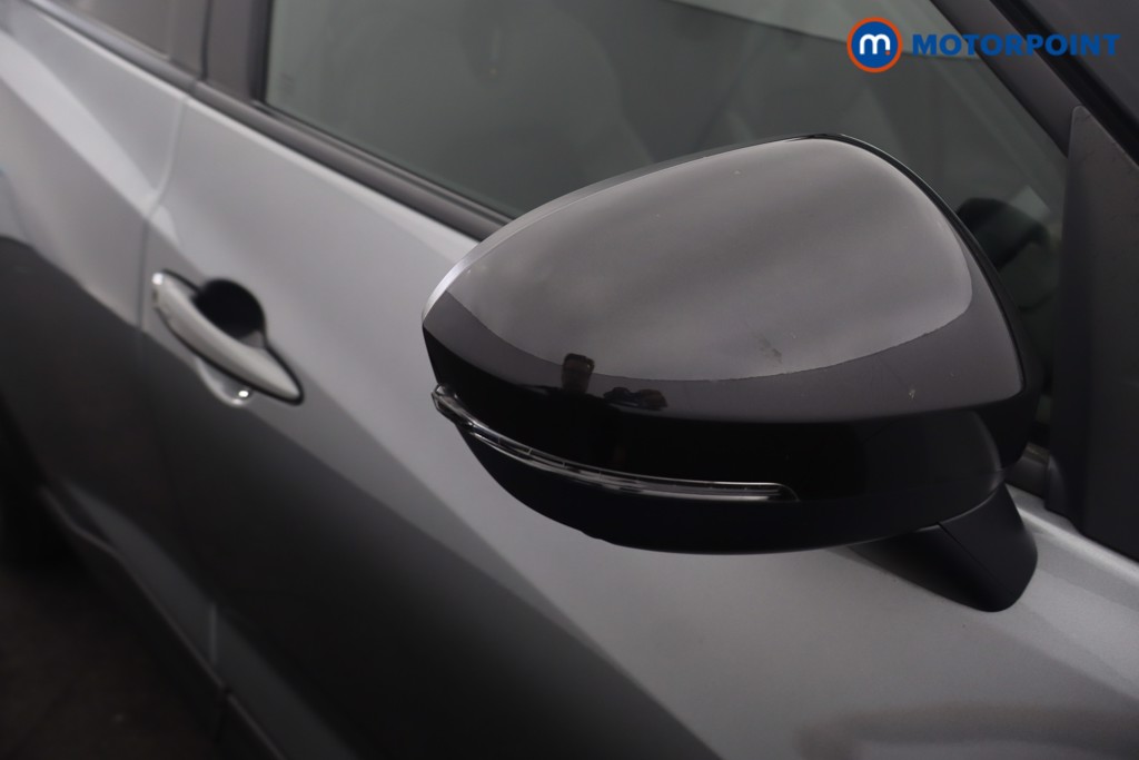 Nissan Juke Tekna Manual Petrol SUV - Stock Number (1658496) - 48th supplementary image