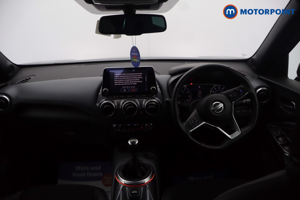 Nissan Juke Tekna Manual Petrol SUV - Stock Number (1658496) - 1st supplementary image