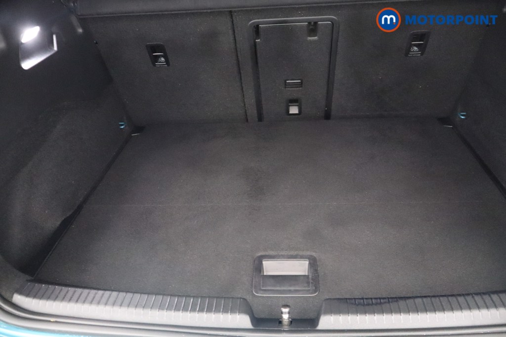 Volkswagen Id.3 Family Pro Automatic Electric Hatchback - Stock Number (1661642) - 5th supplementary image