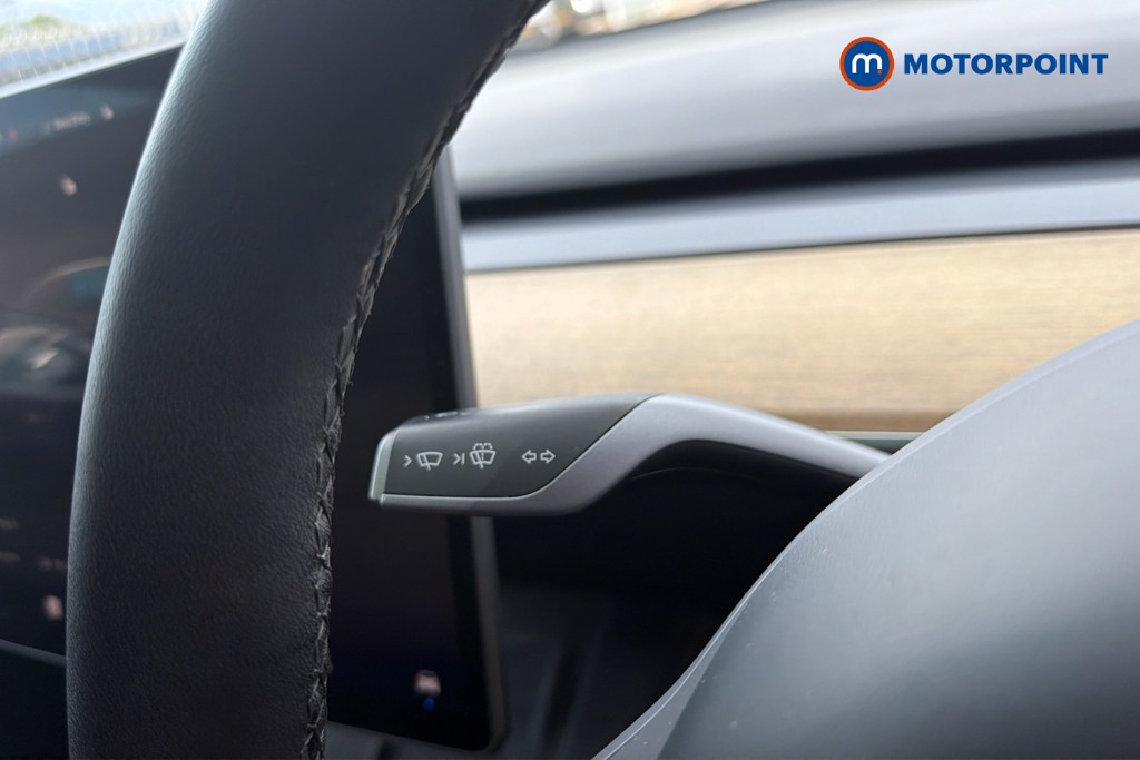 Tesla Model Y Long Range Automatic Electric SUV - Stock Number (1662198) - 5th supplementary image
