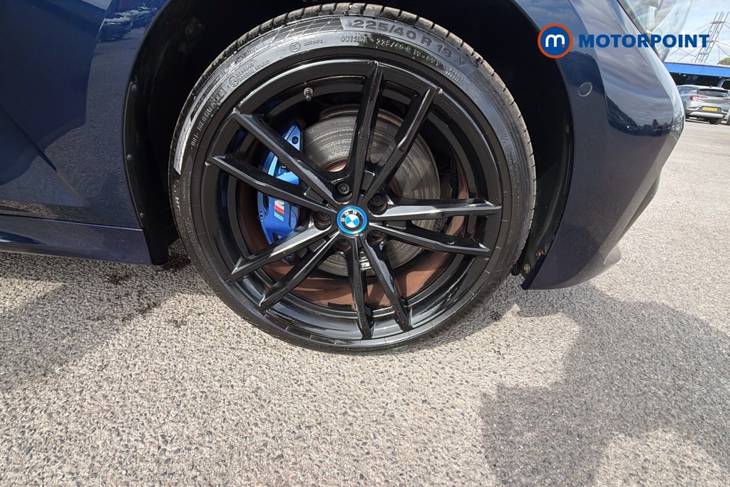 BMW 3 Series M Sport Pro Edition Automatic Petrol Plug-In Hybrid Saloon - Stock Number (1662199) - 37th supplementary image
