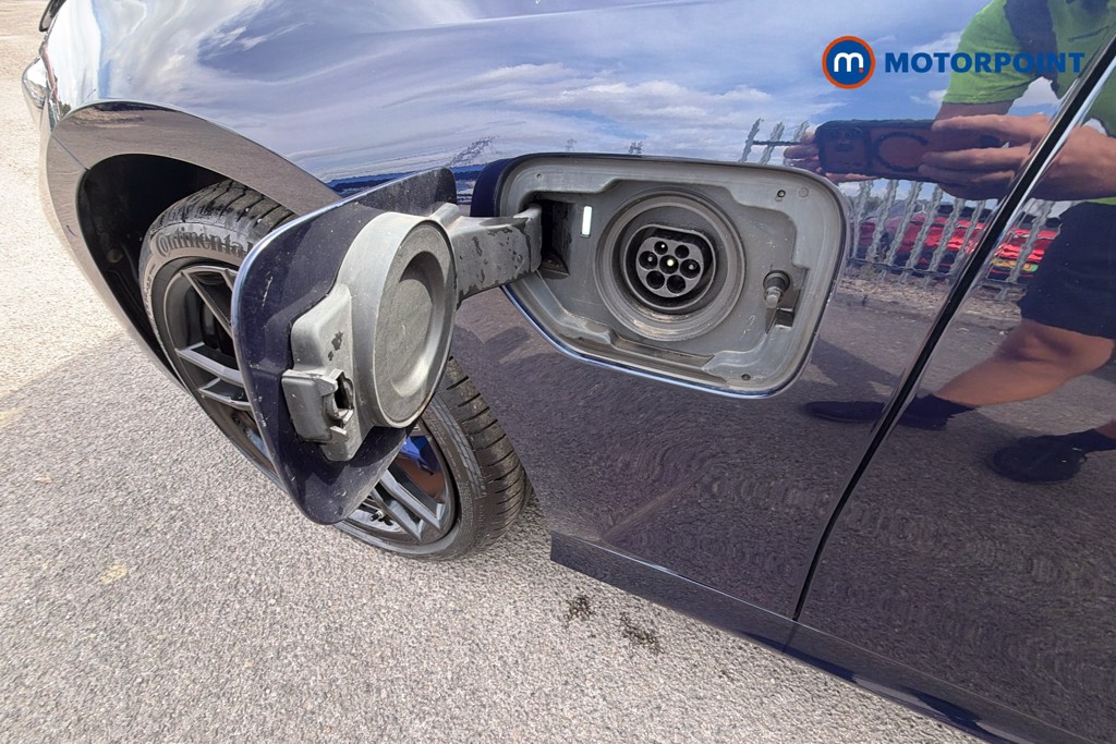 BMW 3 Series M Sport Pro Edition Automatic Petrol Plug-In Hybrid Saloon - Stock Number (1662199) - 39th supplementary image