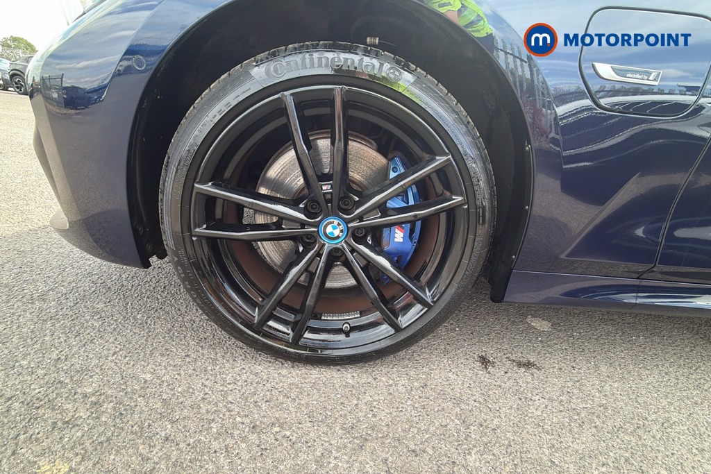 BMW 3 Series M Sport Pro Edition Automatic Petrol Plug-In Hybrid Saloon - Stock Number (1662199) - 41st supplementary image