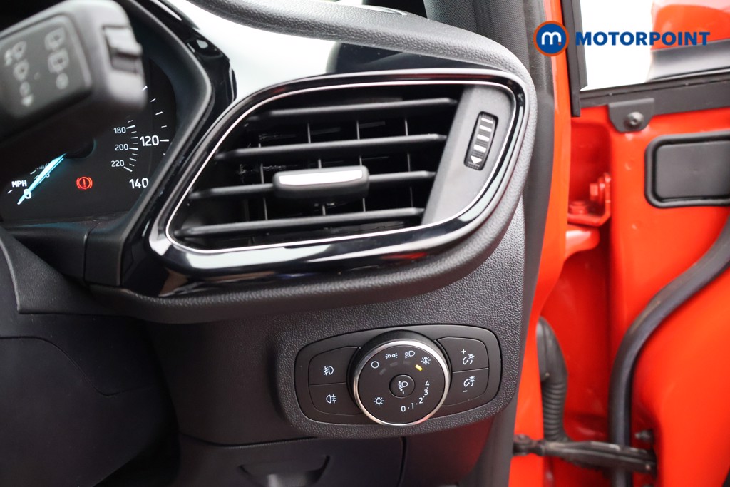 Ford Fiesta Titanium Manual Petrol Hatchback - Stock Number (1664219) - 7th supplementary image