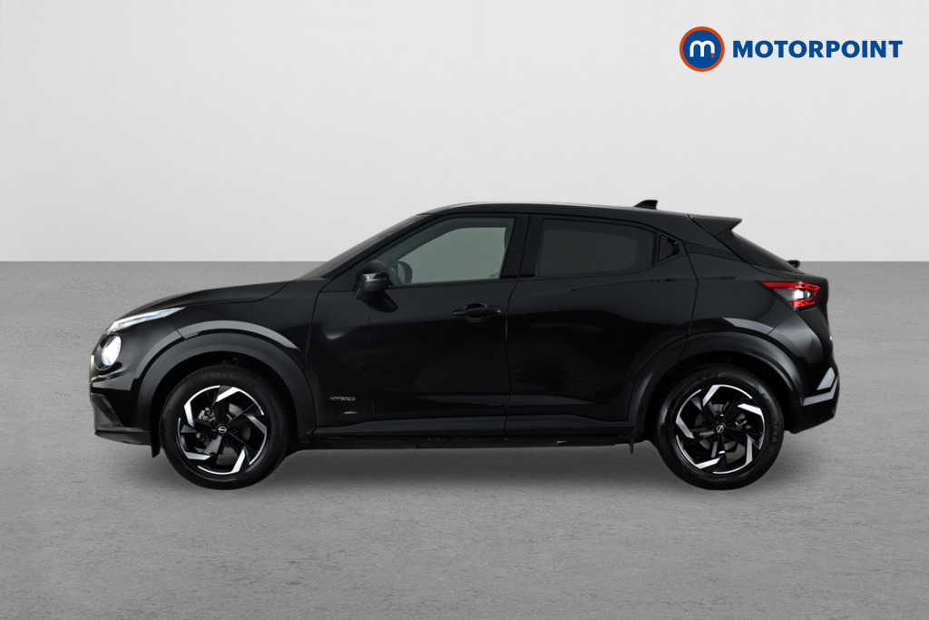 Nissan Juke N-Connecta Automatic Petrol-Electric Hybrid SUV - Stock Number (1664564) - Passenger side